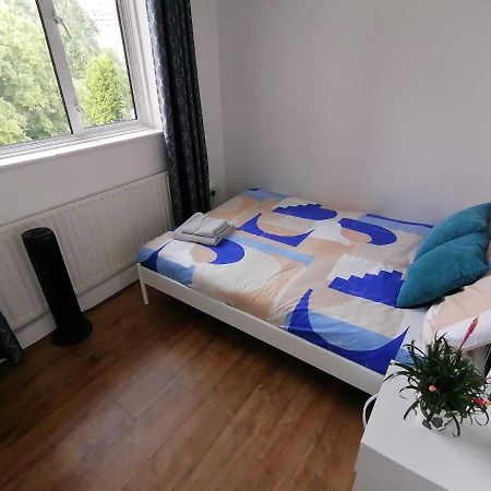 White City Apartment, Your London Stay Zewnętrze zdjęcie