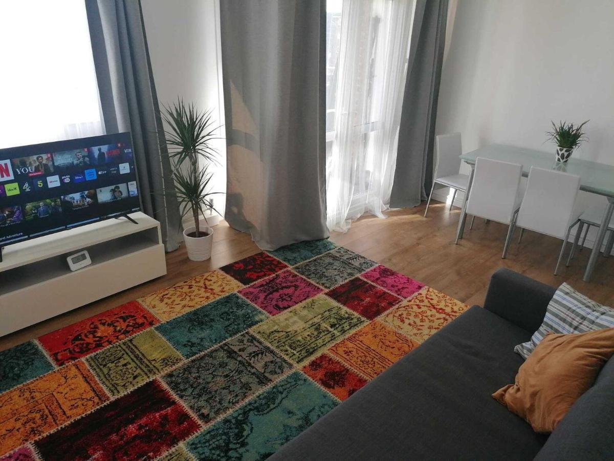 White City Apartment, Your London Stay Zewnętrze zdjęcie
