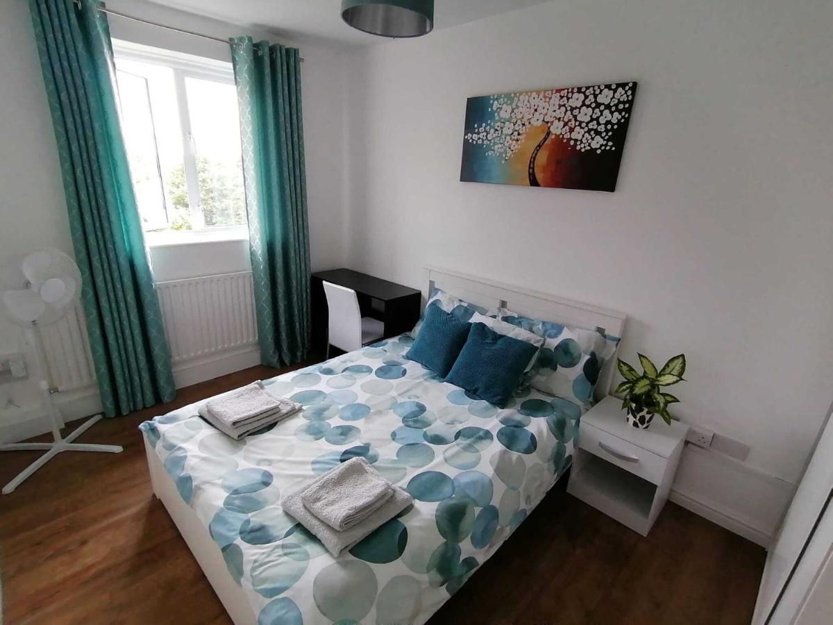 White City Apartment, Your London Stay Zewnętrze zdjęcie